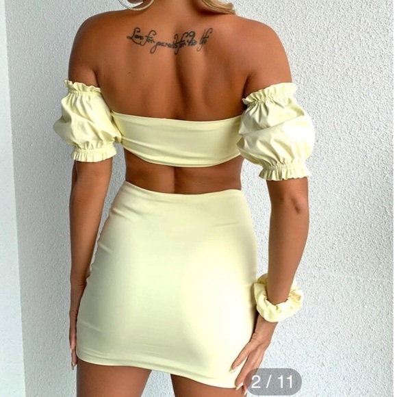 Off shoulder knot top two piece skirt set - Picture 2 of 3